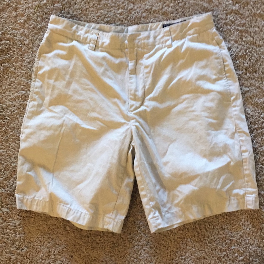 Vineyard Vines Khaki Club Shorts